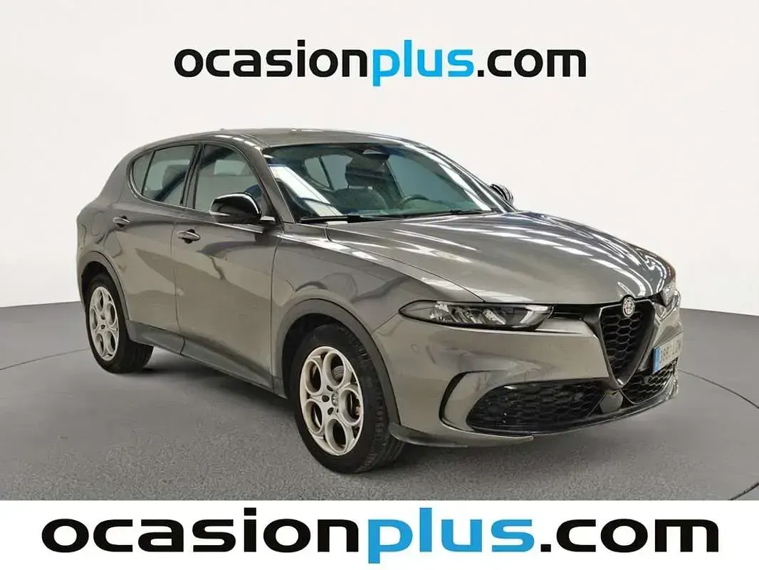 Usado Alfa Romeo Tonale Sprint 2022 Gris SUV