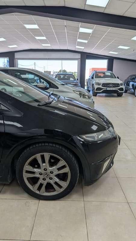 Usado Honda Civic Sport 140 CV (102 kW) 2010 Negro Utilitario