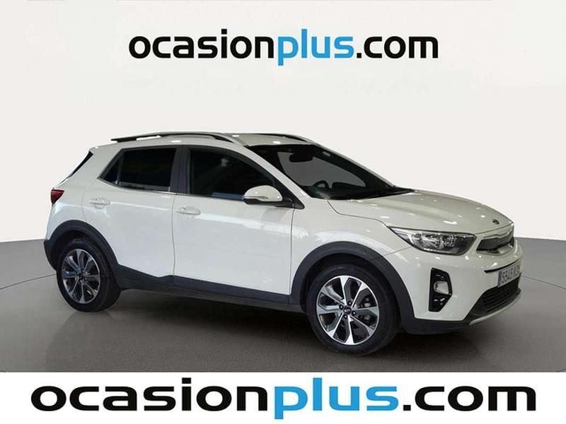 Usado Kia Stonic 101 CV (74 kW) 2019 Blanco SUV