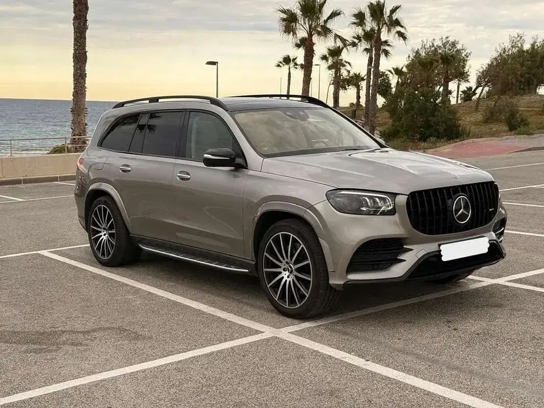 Usado Mercedes GLS400 330 CV (242 kW) 2020 Gris SUV