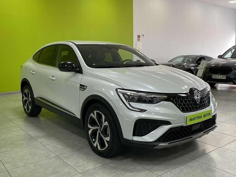 Usado Renault Arkana 140 CV (102 kW) 2025 Blanco SUV