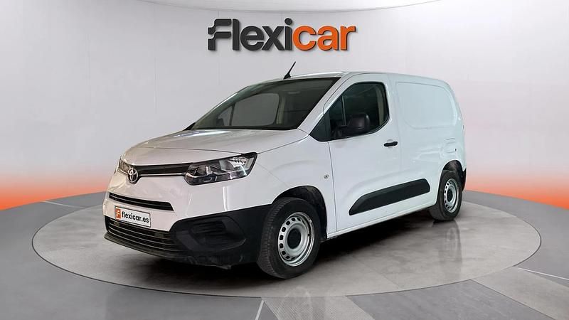 Usado Toyota Proace City City 102 CV (75 kW) 2022 Blanco Monovolumen