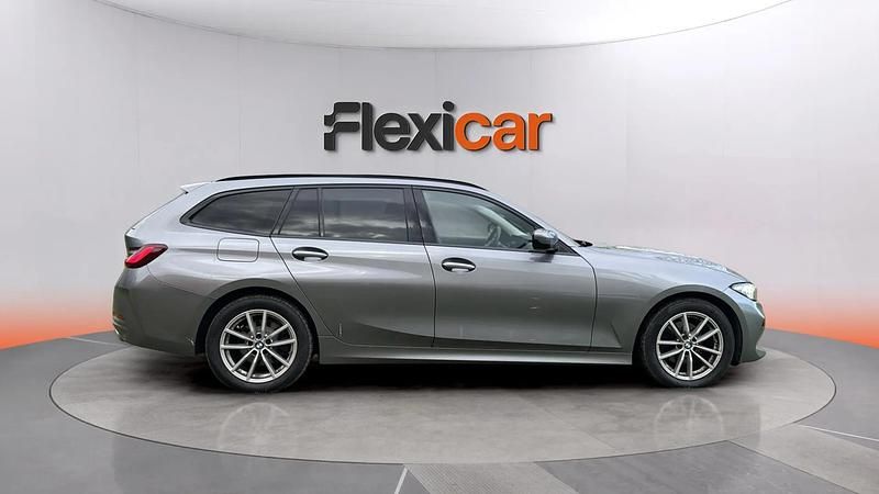 Usado BMW 330e 292 CV (214 kW) 2022 Gris Familiar