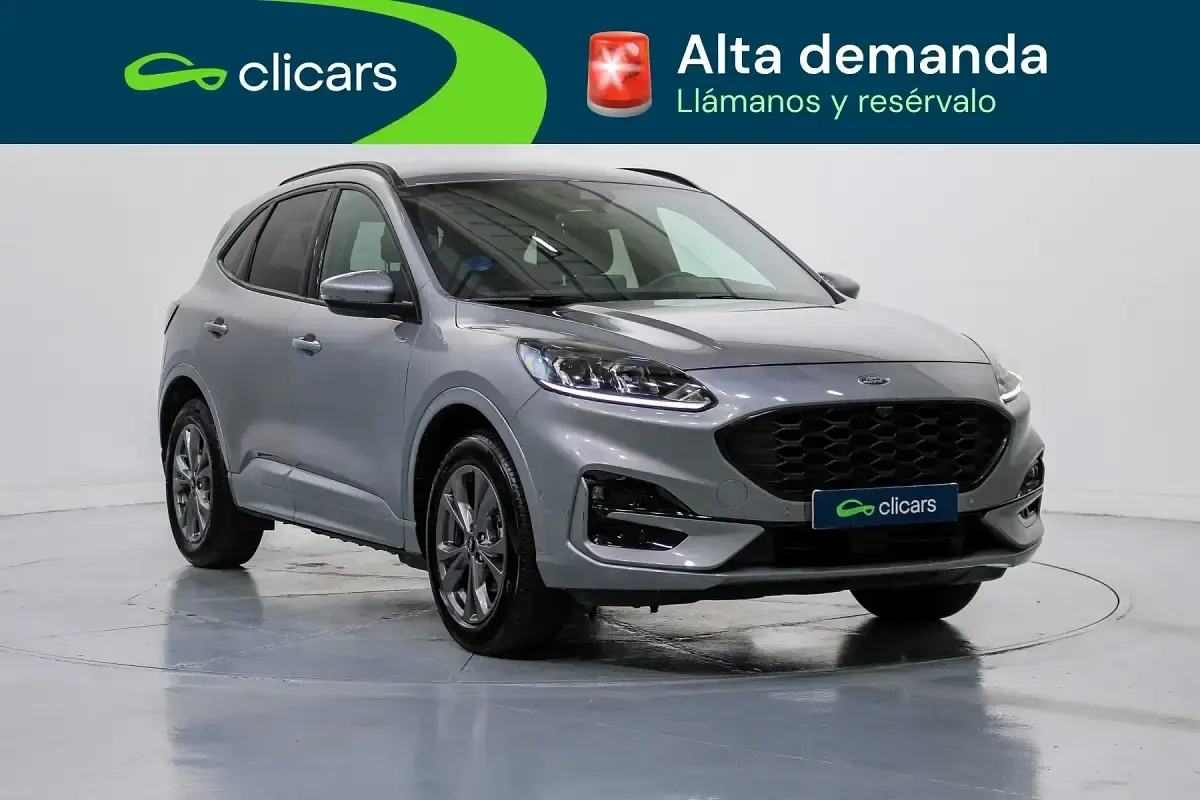 Usado Ford Kuga ST-Line 225 CV (165 kW) 2023 Gris SUV