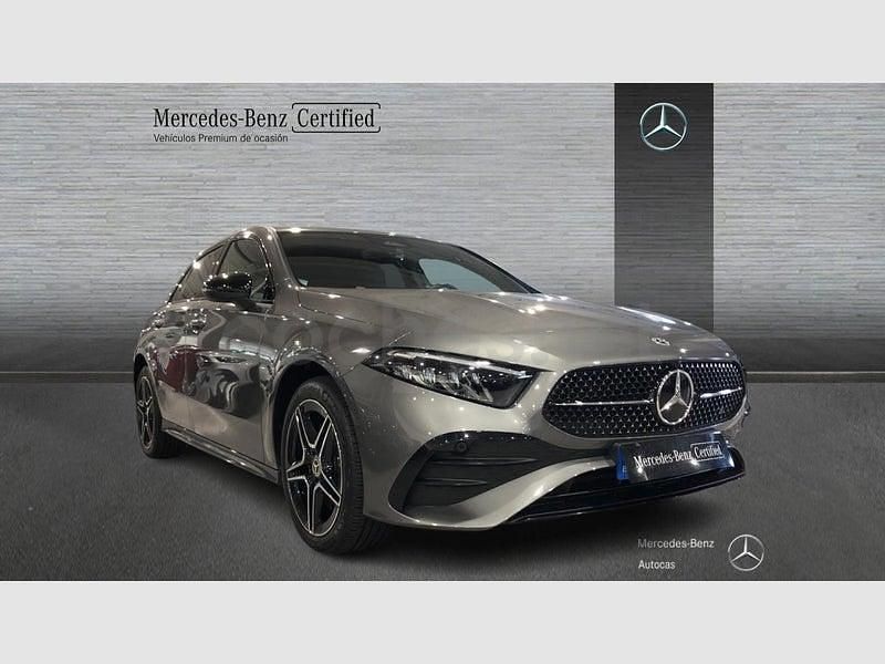 Usado Mercedes A250 218 CV (160 kW) 2024 Gris / plata Berlina