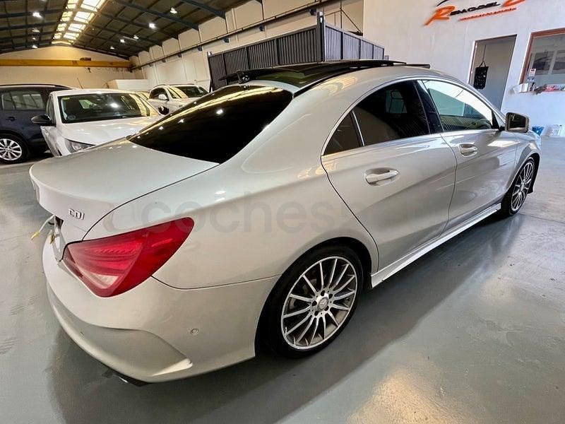 Usado Mercedes CLA200 AMG line 136 CV (100 kW) 2015 Gris / plata Berlina