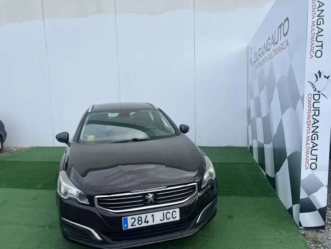 Usado Peugeot 508 SW Active 115 CV (84 kW) 2015 Negro Familiar