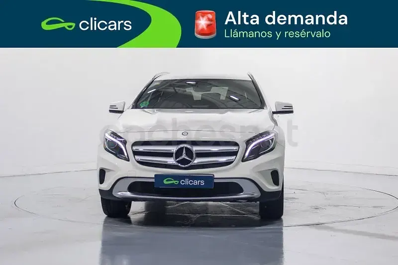 Usado Mercedes GLA200 Urban 136 CV (100 kW) 2015 Blanco SUV