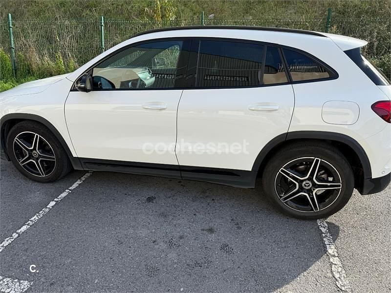 Blanco Usado 2022 Mercedes GLA200 SUV | 30.000 € (Super precio) - Imagen 1/4