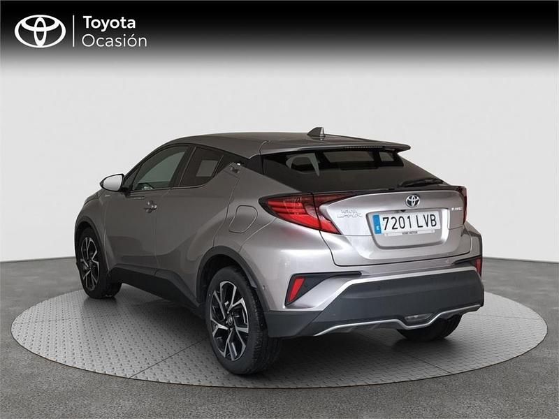 Usado Toyota C-HR Advance 122 CV (89 kW) 2021 Gris SUV
