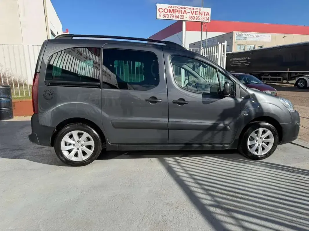 Usado Citroën Berlingo 99 CV (72 kW) 2017 Beige Monovolumen