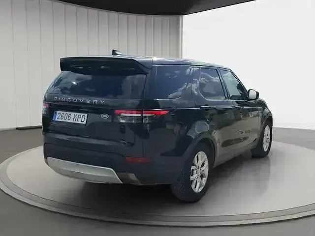 Usado Land Rover Discovery 5 SE 240 CV (176 kW) 2018 Negro SUV
