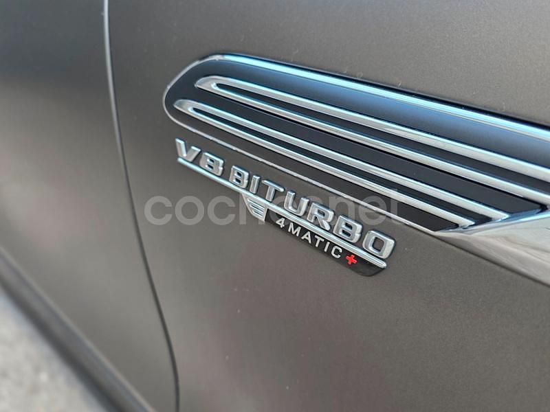 Usado Mercedes SL63 AMG AMG 585 CV (430 kW) 2022 Gris / plata Descapotable
