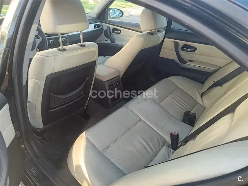 Usado BMW 320 150 CV (110 kW) 2006 Negro Berlina