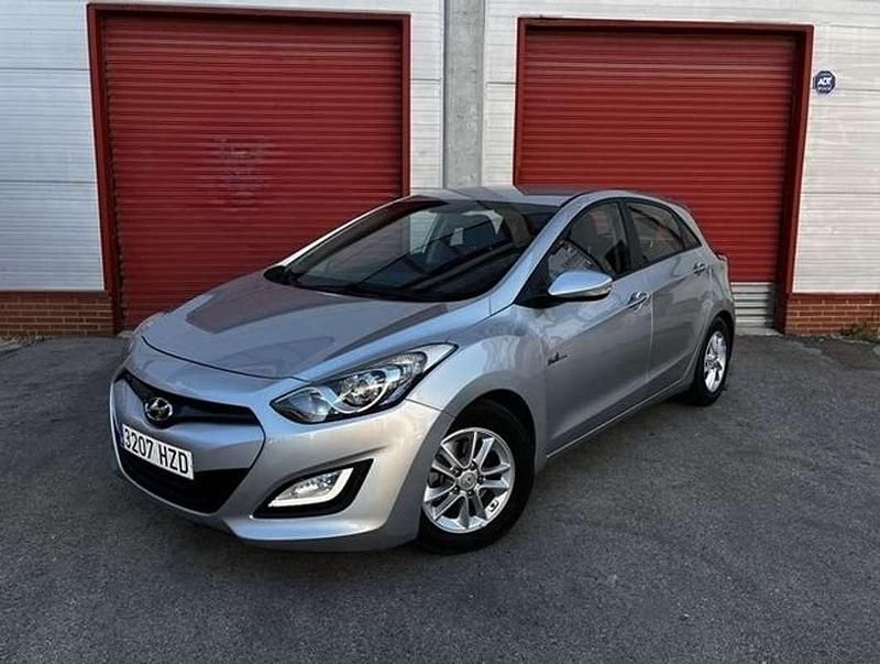 Brugt Hyundai i30 101 HK (74 kW) 2014 Grå Hatchback