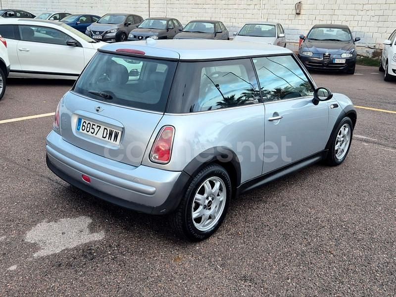 Usado Mini One D Seven 88 CV (64 kW) 2006 Gris / plata Utilitario