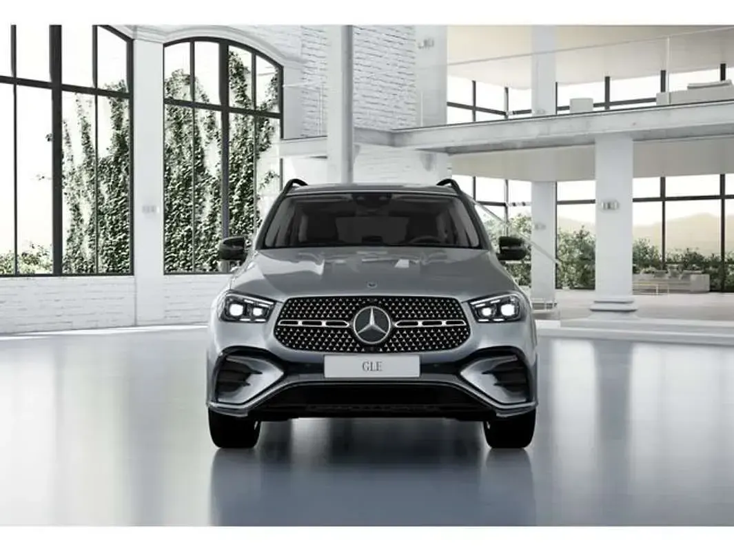 Usado Mercedes GLE350 333 CV (244 kW) 2025 Plateado SUV