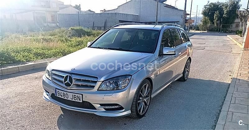 Usado Mercedes C220 Avantgarde 170 CV (125 kW) 2011 Gris / plata Familiar