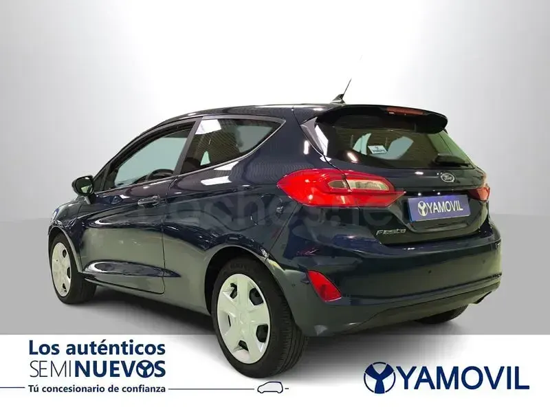 Usado Ford Fiesta Trend 75 CV (55 kW) 2020 Azul Utilitario