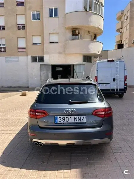 Usado Audi A4 Allroad 190 CV (139 kW) 2015 Gris / plata Familiar