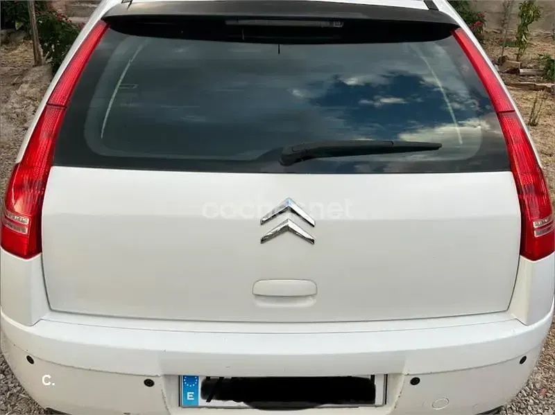 Usado Citroën C4 VTR Sport 110 CV (80 kW) 2005 Blanco Berlina