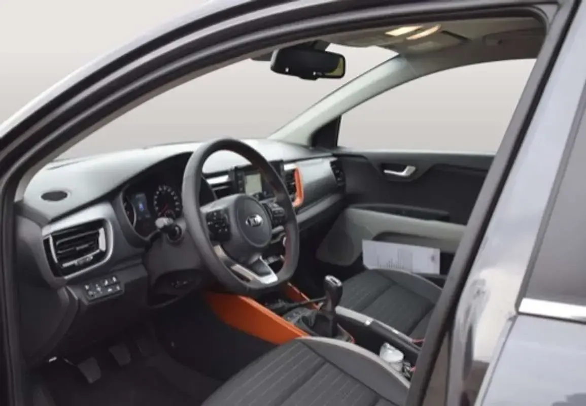 Nuevo Kia Stonic GT-Line 101 CV (74 kW) 2026 Blanco SUV
