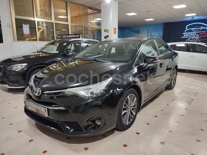 Negro Usado 2017 Toyota Avensis Advance Berlina | 12.600 € (Precio justo) - Imagen 1/4