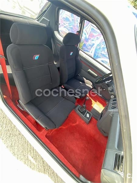 Usado Peugeot 205 103 CV (75 kW) 1989 Blanco Berlina