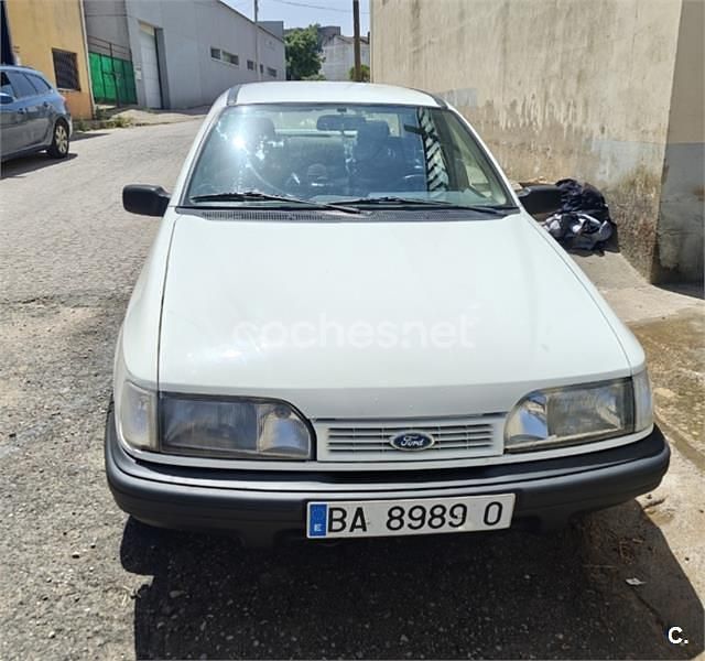 Usado Ford Sierra 125 CV (91 kW) 1991 Blanco Berlina