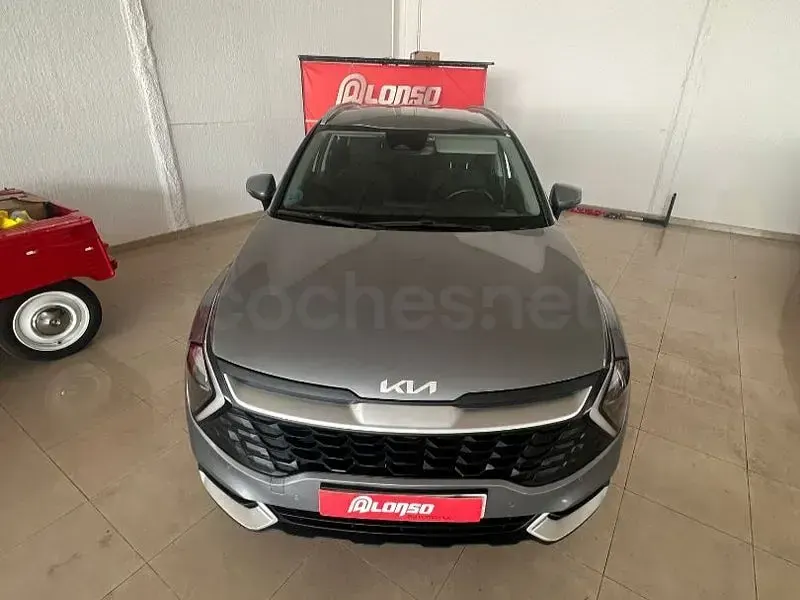 Usado Kia Sportage 150 CV (110 kW) 2024 Gris / plata SUV