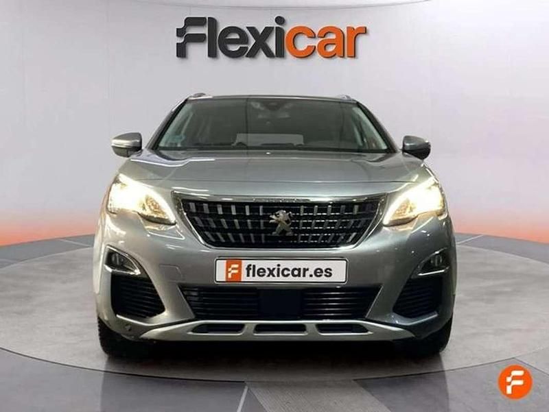 Usado Peugeot 5008 Allure 131 CV (96 kW) 2020 Gris SUV
