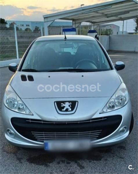 Gris / plata Usado 2010 Peugeot 206+ Utilitario | 3600 € (Precio justo) - Imagen 1/4