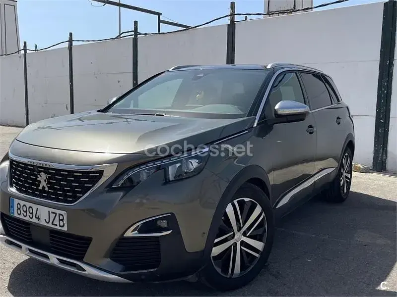 Usado Peugeot 5008 GTi 180 CV (132 kW) 2017 Marrón SUV