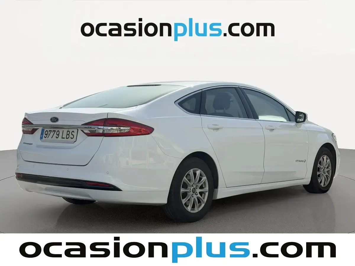 Usado Ford Mondeo Titanium 187 CV (137 kW) 2019 Blanco Berlina
