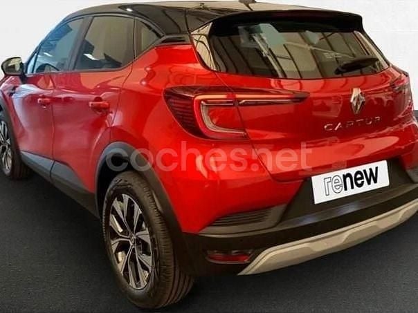 Usado Renault Captur Evolution 90 CV (66 kW) 2024 Rojo SUV