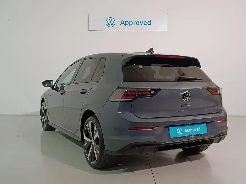 Usado VW Golf VIII GTE 272 CV (200 kW) 2025 Gris Berlina