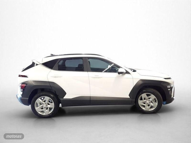 Usado Hyundai Kona 120 CV (88 kW) 2024 Blanco SUV