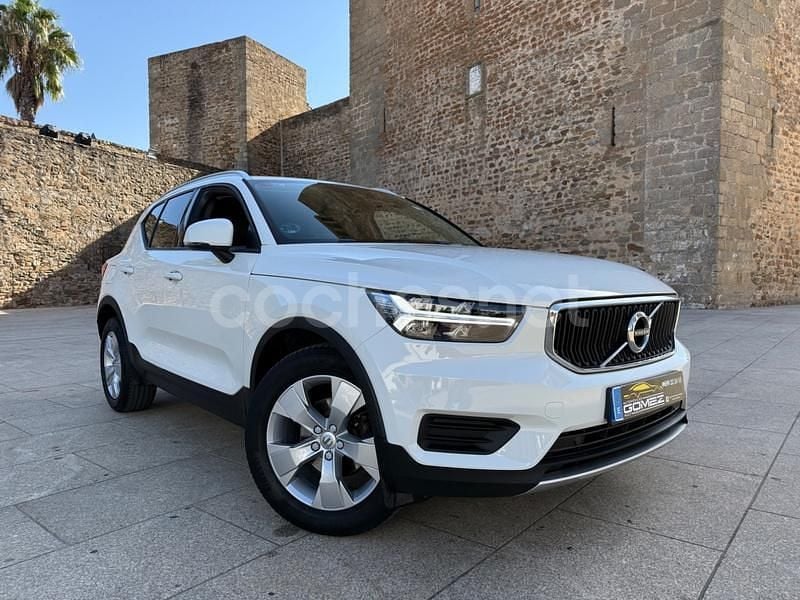 Blanco Usado 2020 Volvo XC40 Business Edition SUV | 24.990 € (Un poco caro) - Imagen 1/4