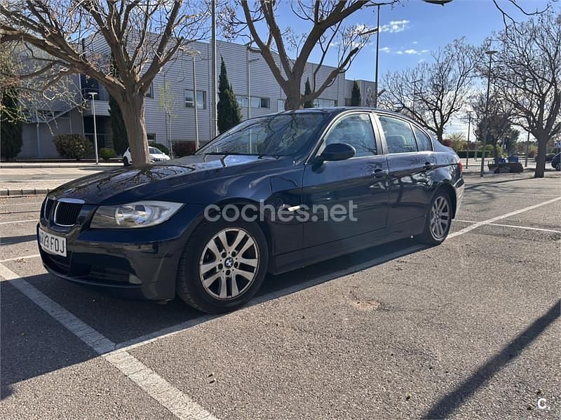 Usado BMW 318 122 CV (89 kW) 2006 Azul Berlina