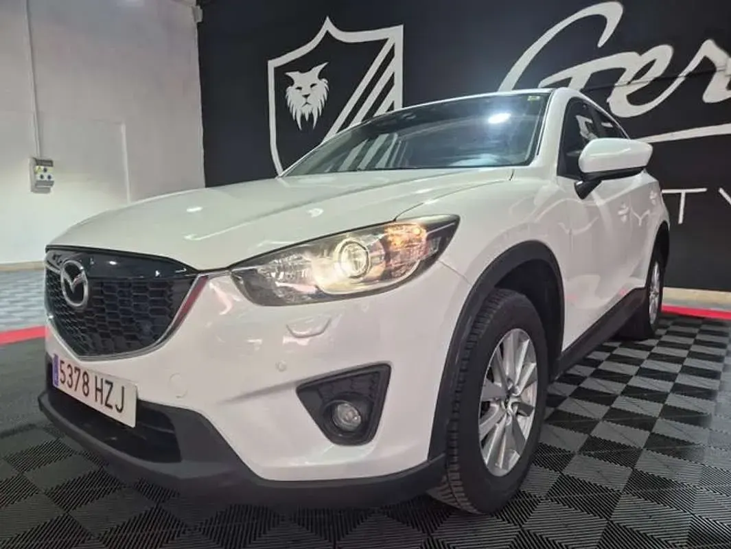 Używany Mazda CX-5 Style 165 KM (121 kW) 2014 Biały SUV