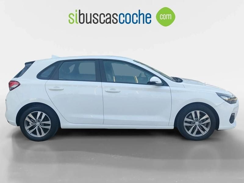 Usado Hyundai i30 116 CV (85 kW) 2020 Blanco
