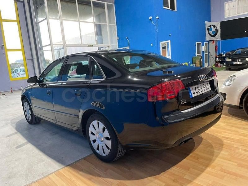 Usado Audi A4 S-Line 140 CV (102 kW) 2007 Negro Berlina