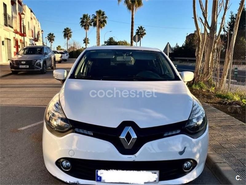 Usado Renault Clio IV Authentique 75 CV (55 kW) 2014 Blanco Berlina