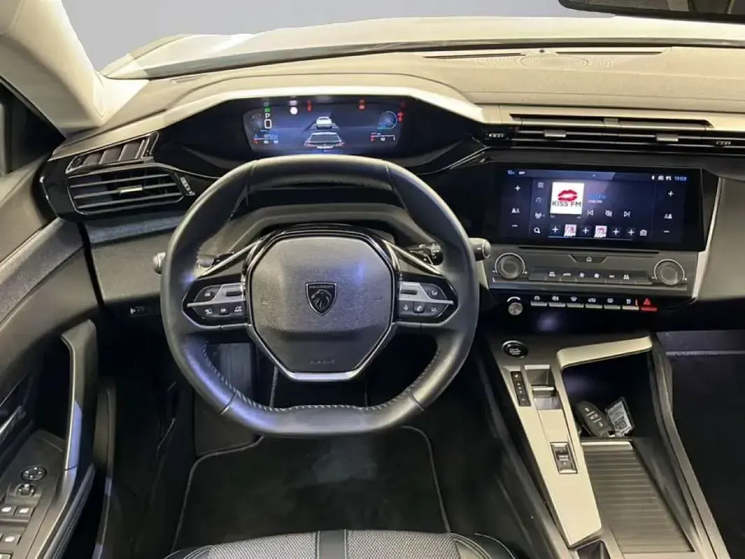 Usado Peugeot 408 Allure 145 CV (106 kW) 2025 Blanco SUV