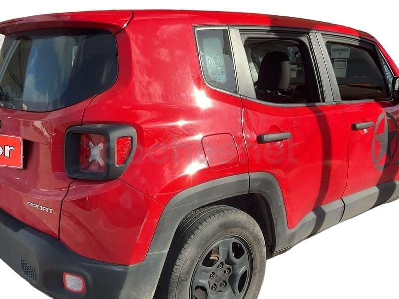 Usado Jeep Renegade Sport 120 CV (88 kW) 2019 Rojo SUV