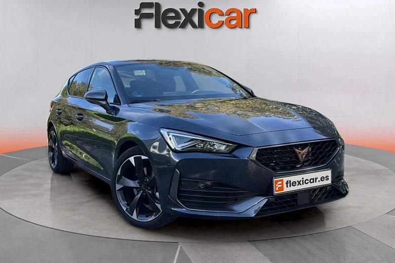 Usado Cupra Leon 150 CV (110 kW) 2023 Gris Berlina