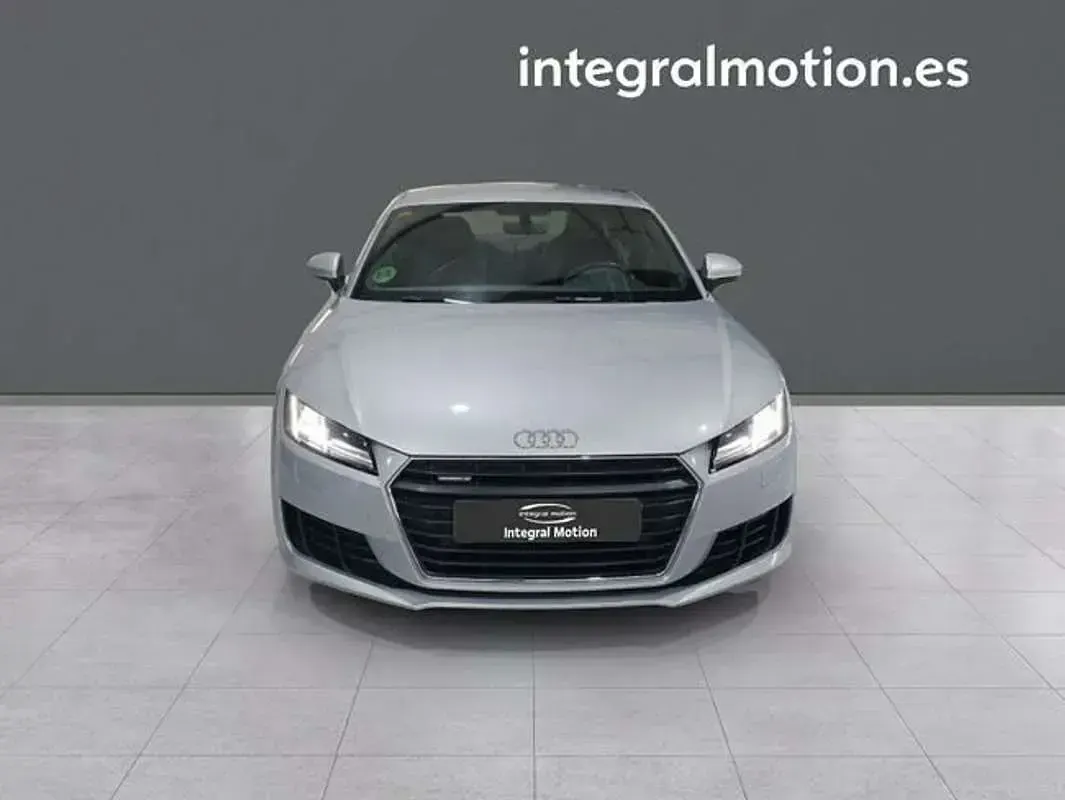 Usado Audi TT Business 230 CV (169 kW) 2018 Gris Coupe