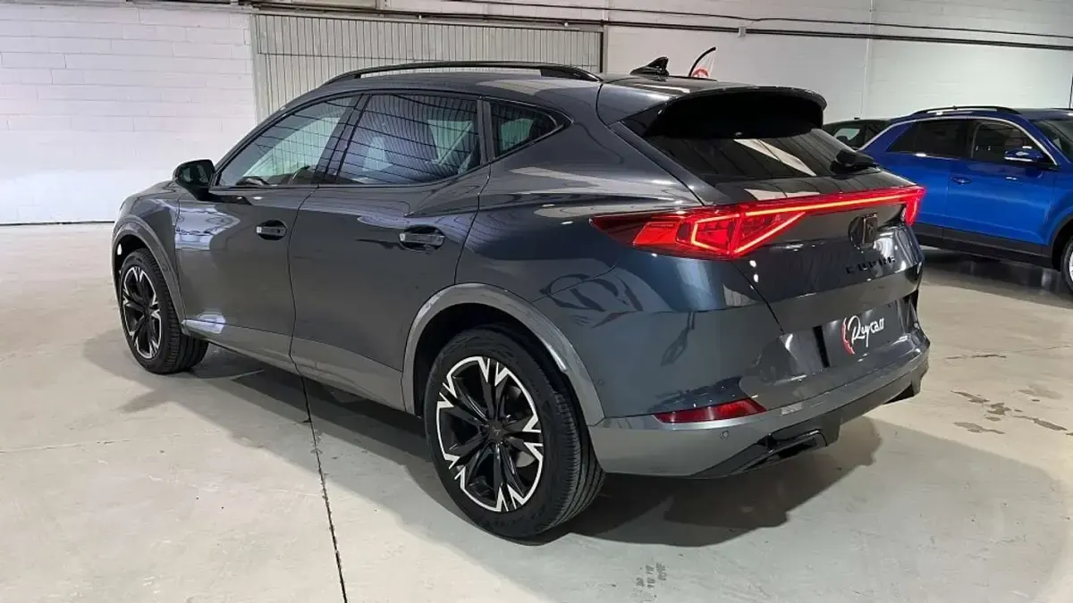Usado Cupra Formentor 150 CV (110 kW) 2023 Gris SUV