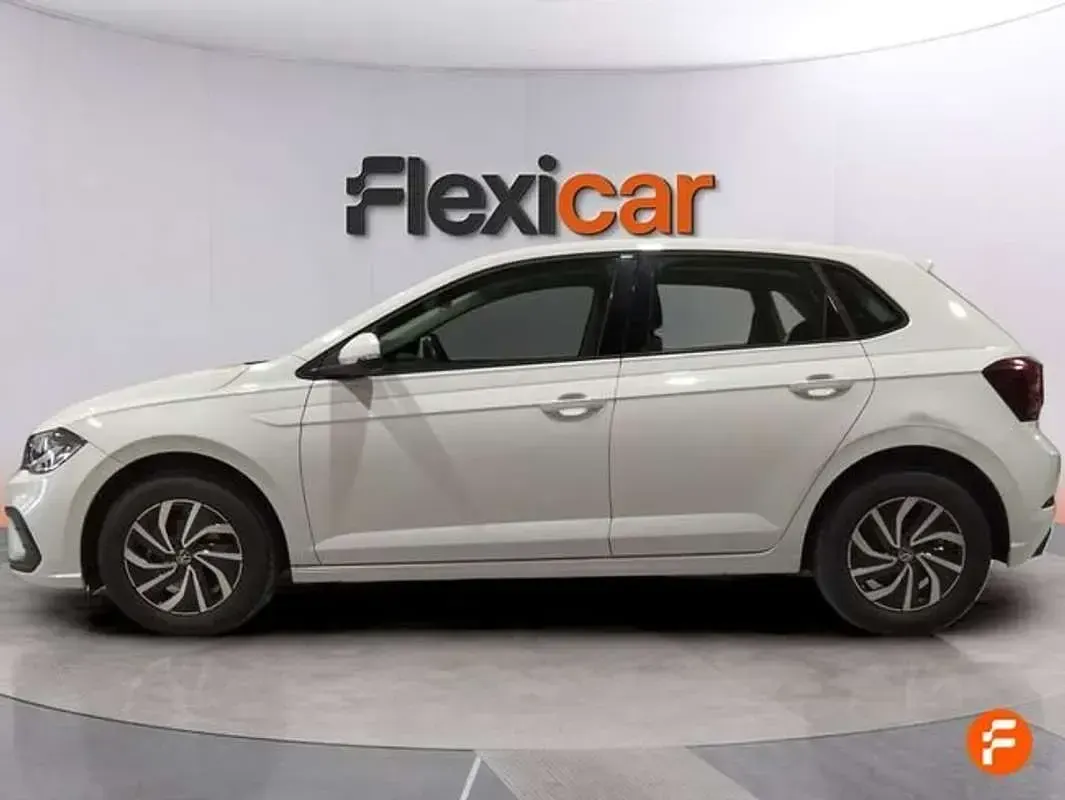 Usado VW Polo Life 95 CV (69 kW) 2022 Blanco Utilitario