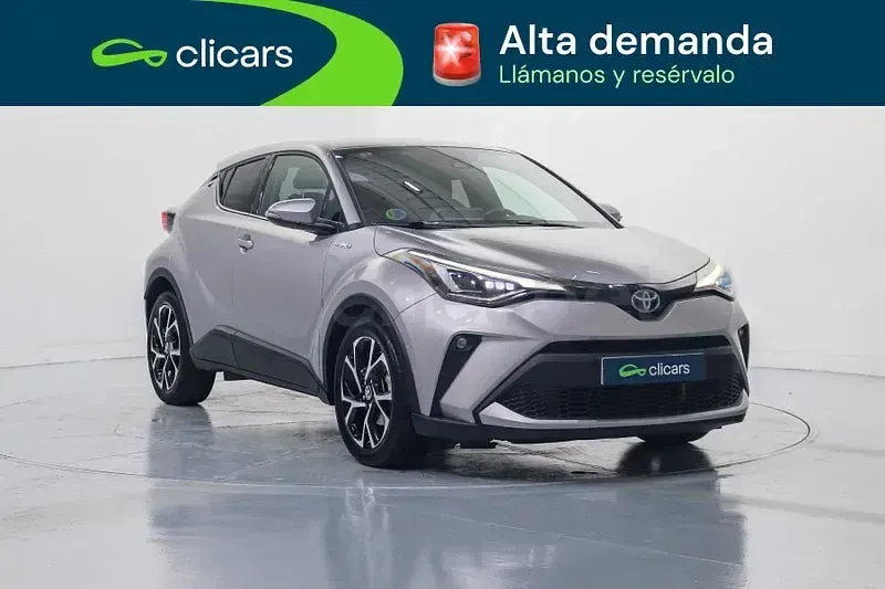 Usado Toyota C-HR Advance 122 CV (89 kW) 2021 Gris / plata SUV